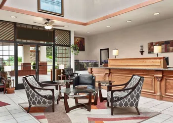 Ramada by Wyndham Arcata hotel thumbnail 4