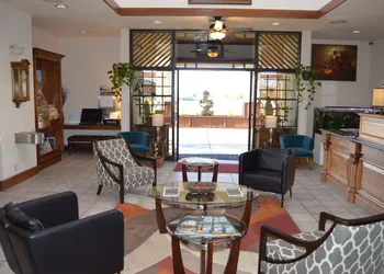 Ramada by Wyndham Arcata hotel thumbnail 6