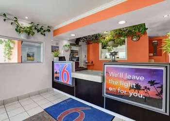 Motel 6 King City, CA hotel thumbnail 3