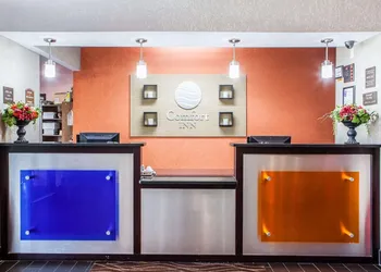 Comfort Inn Lees Summit @ Hwy 50 & Hwy 291 hotel thumbnail 3