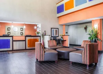 Comfort Inn Lees Summit @ Hwy 50 & Hwy 291 hotel thumbnail 4