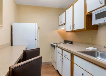 Studio 6 Extended Stay Fairfield, OH - Cincinnati hotel thumbnail 4