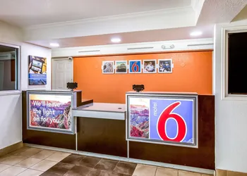 Motel 6 Euless, TX - DFW West hotel thumbnail 3