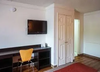 Motel 6 Euless, TX - DFW West hotel thumbnail 4