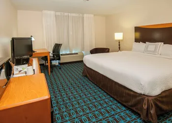 Fairfield Inn & Suites San Antonio North - Stone Oak hotel thumbnail 6