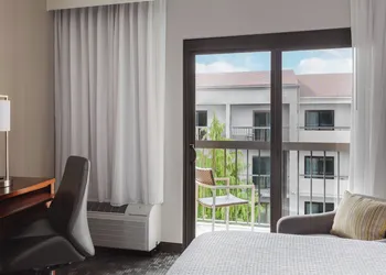 Courtyard by Marriott Philadelphia Devon/Villanova hotel thumbnail 4