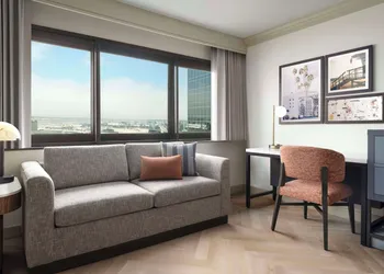 Sonesta Los Angeles Airport LAX hotel thumbnail 5