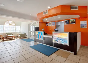 Motel 6 El Paso, TX - Southeast hotel thumbnail 2