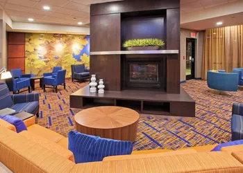 Courtyard by Marriott Louisville Northeast hotel thumbnail 3
