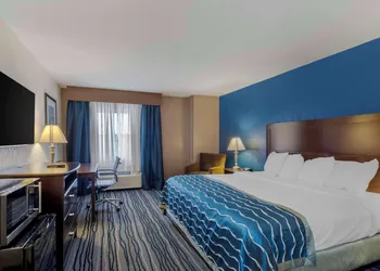 Comfort Inn & Suites Brentwood - Nashville hotel thumbnail 5