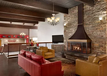 Ramada by Wyndham Spokane Airport hotel thumbnail 4