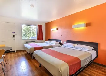Motel 6 Sunnyvale, CA - North hotel thumbnail 6