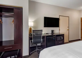 Sleep Inn & Suites Lebanon - Nashville Area hotel thumbnail 7