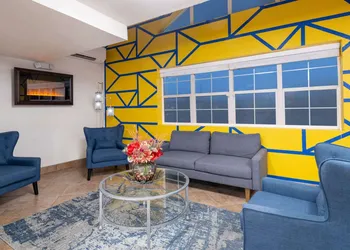 Microtel Inn & Suites by Wyndham Salt Lake City Airport hotel thumbnail 2