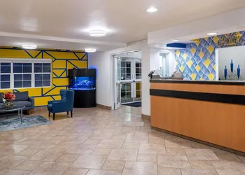 Microtel Inn & Suites by Wyndham Salt Lake City Airport hotel thumbnail 3