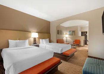 Best Western Plus DFW Airport Suites hotel thumbnail 4