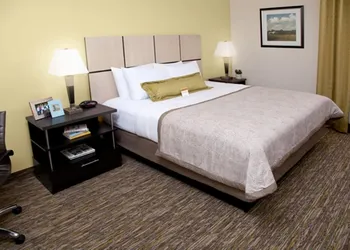 Candlewood Suites Grove City - Outlet Center by IHG hotel thumbnail 2