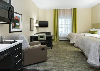 Candlewood Suites Grove City - Outlet Center by IHG hotel thumbnail 3