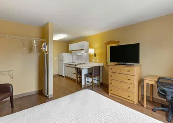 Extended Stay America Suites St Louis Westport Central hotel thumbnail 8