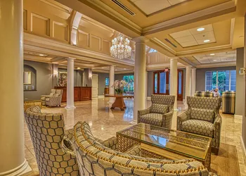 Trianon Bonita Bay hotel thumbnail 2