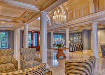 Trianon Bonita Bay hotel thumbnail 3