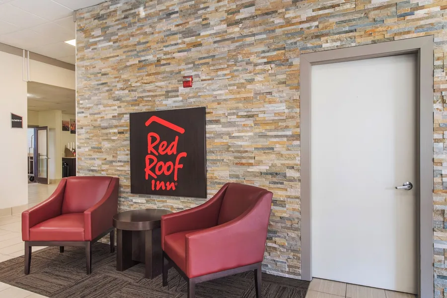 Red Roof Inn Seattle Airport - SEATAC hotel detail image 2