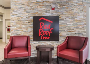 Red Roof Inn Seattle Airport - SEATAC hotel thumbnail 4