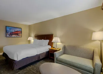 Best Western Plus Wooster Hotel & Conference Center hotel thumbnail 8