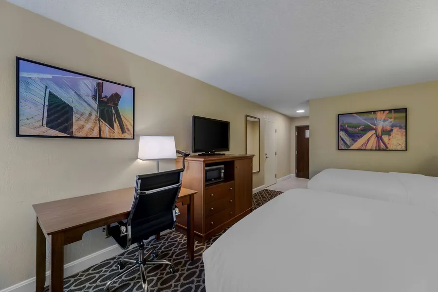 Best Western Plus Wooster Hotel & Conference Center hotel detail image 6
