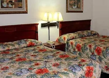 Motel 6 Fresno, CA hotel thumbnail 4