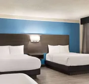 La Quinta Inn by Wyndham San Antonio I-35 N at Toepperwein hotel detail image 7