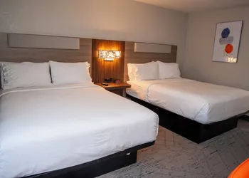 Holiday Inn Express Airport - Tucson by IHG hotel thumbnail 8