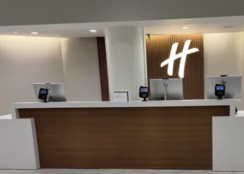Holiday Inn Houston S - Nrg Area - Medical Center by IHG hotel thumbnail 2