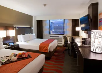 Holiday Inn Houston S - Nrg Area - Medical Center by IHG hotel thumbnail 8
