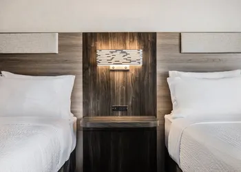 Holiday Inn Express Toronto - North York by IHG hotel thumbnail 8
