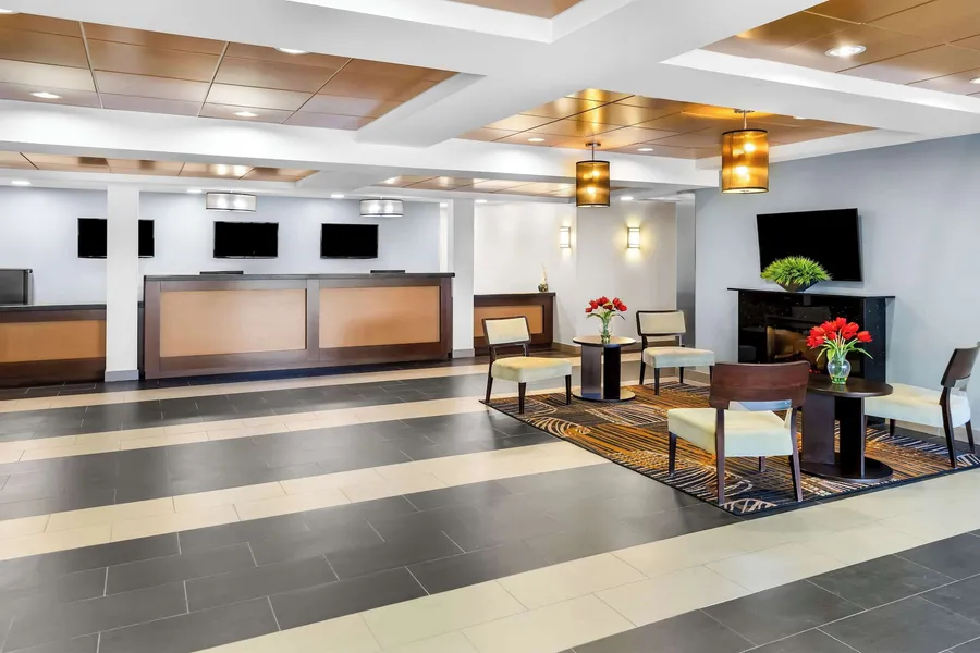 Best Western Thompson Hotel & Suites hotel detail image 2