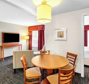 Best Western Thompson Hotel & Suites hotel detail image 7