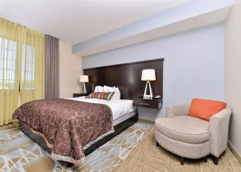 Staybridge Suites Stone Oak by IHG hotel thumbnail 6