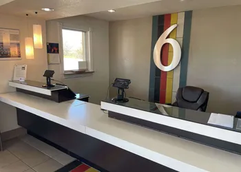 Motel 6 Wichita Falls, TX - North hotel thumbnail 2