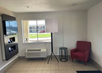 Motel 6 Wichita Falls, TX - North hotel thumbnail 3