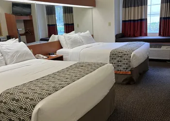 Microtel Inn & Suites by Wyndham Lady Lake/The Villages hotel thumbnail 8