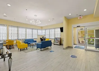 Days Inn & Suites by Wyndham Euless DFW Airport South hotel thumbnail 7