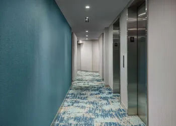 Hilton Garden Inn New York Times Square North hotel thumbnail 5