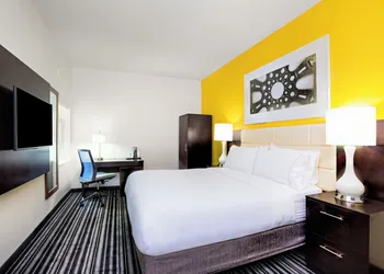 Holiday Inn Express San Francisco Union Square by IHG hotel thumbnail 8