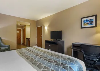 Best Western Plus Miami Executive Airport Hotel & Suites hotel thumbnail 5