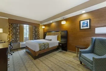 Best Western Plus Miami Executive Airport Hotel & Suites hotel thumbnail 4