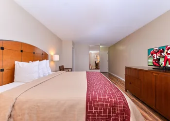 Red Roof Inn Chambersburg hotel thumbnail 7