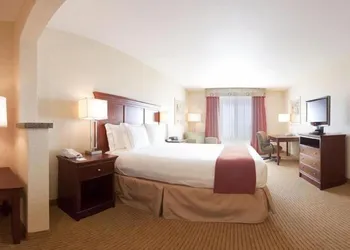 Holiday Inn Ex Ste Porterville by IHG hotel thumbnail 5