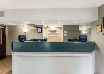 Econo Lodge Madison East hotel thumbnail 3