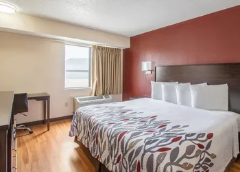 Red Roof Inn El Paso West hotel thumbnail 8